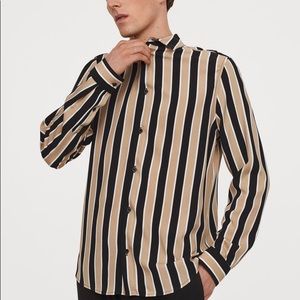 NWOT H&M Long Sleeve Striped Button-Up Shirt
